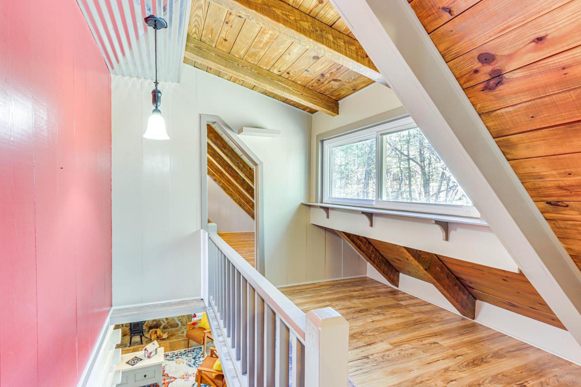 Dog-Friendly Hiawassee Cabin With Decks And Fire Pit! Екстер'єр фото